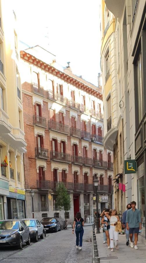 Gran Via. Salud. Puerta Del Sol. Callao. Μαδρίτη Εξωτερικό φωτογραφία